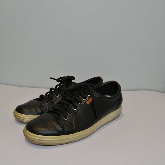 ECCO Women's Soft 7 Sneaker Black - Size 7 - Picture 3 of 10